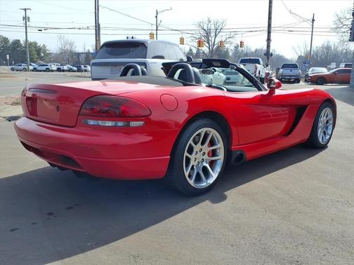 2005 Dodge Viper SRT10