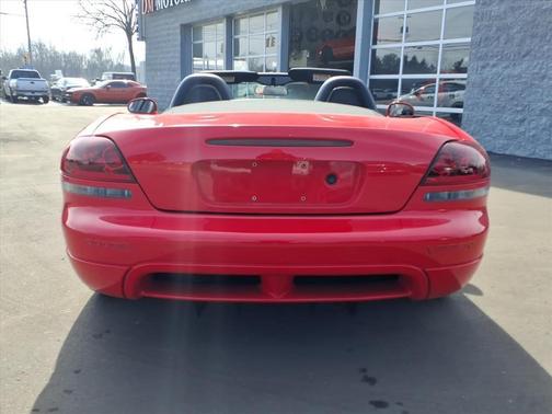 2005 Dodge Viper SRT10