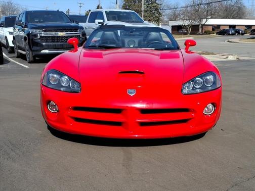 2005 Dodge Viper SRT10