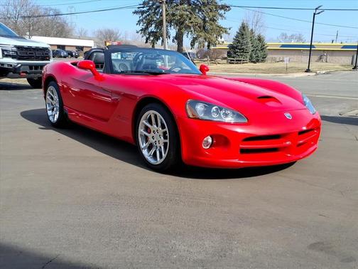 2005 Dodge Viper SRT10