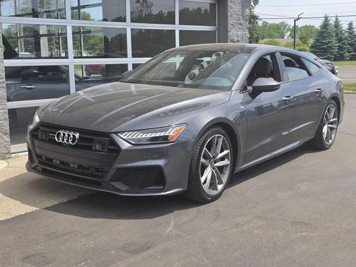 Daytona Gray Pearl Effect 2022 Audi A7 55 Prestige