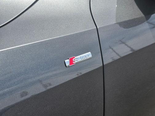 Daytona Gray Pearl Effect 2022 Audi A7 55 Prestige