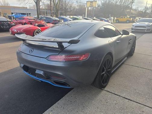 designo Magno Selenite Gray (Matte Finish) 2017 Mercedes-Benz AMG GT AMG GT