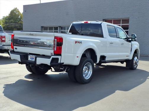 2025 Ford F-450 Platinum
