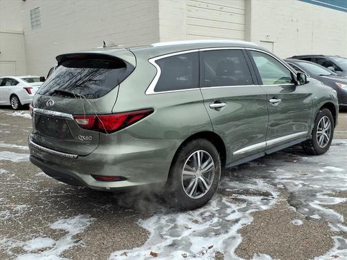 2017 INFINITI QX60 Base