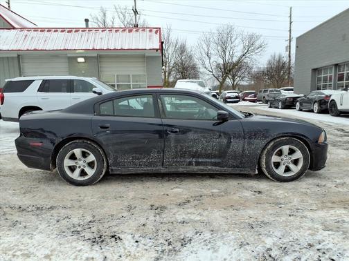 2012 Dodge Charger SE