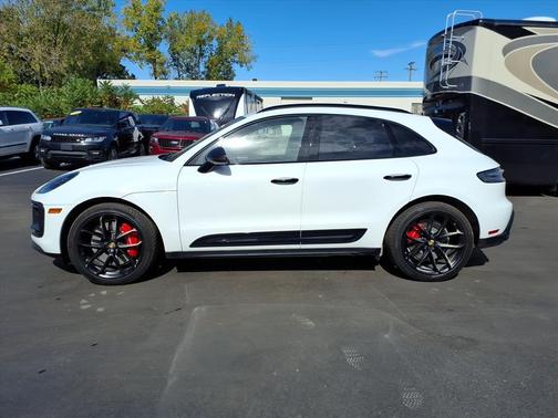 2023 Porsche Macan GTS