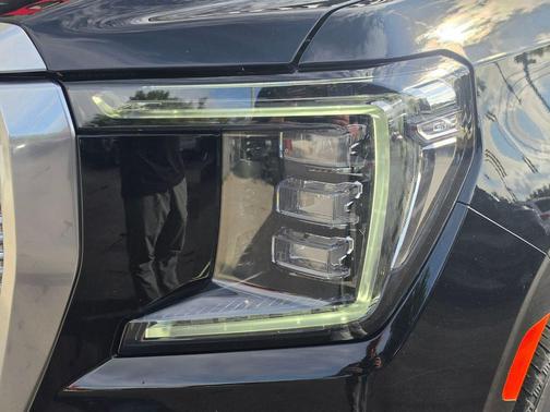Black 2023 GMC Yukon Denali