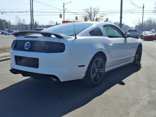 2013 Ford Mustang GT Premium