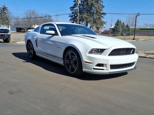 2013 Ford Mustang GT Premium
