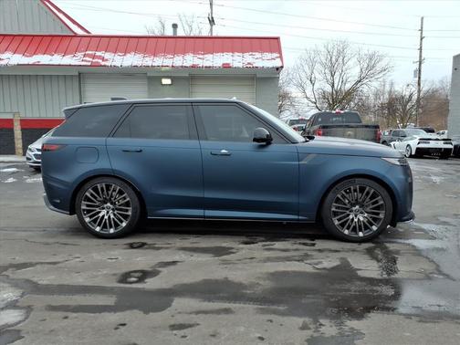 2025 Land Rover Range Rover Sport P635 SV Edition Two
