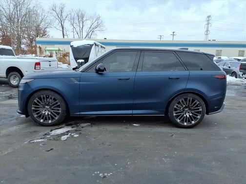 2025 Land Rover Range Rover Sport P635 SV Edition Two