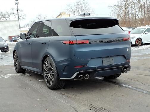 2025 Land Rover Range Rover Sport P635 SV Edition Two