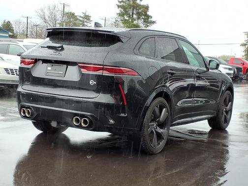 2024 Jaguar F-PACE SVR P550 AWD Automatic