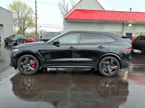 2024 Jaguar F-PACE SVR P550 AWD Automatic