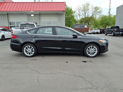 Agate Black Metallic 2020 Ford Fusion SE