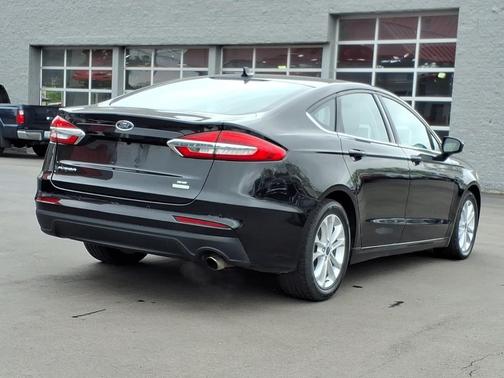 Agate Black Metallic 2020 Ford Fusion SE