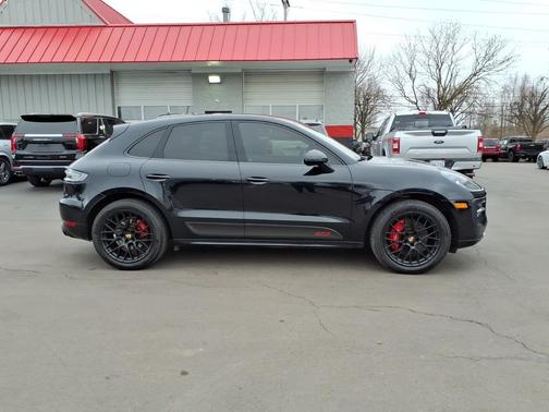Black 2021 Porsche Macan Macan GTS