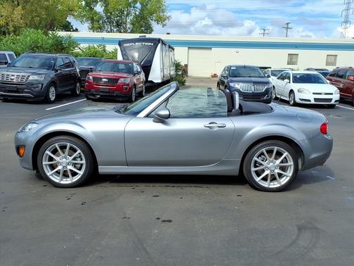 2010 Mazda MX-5 Miata Touring