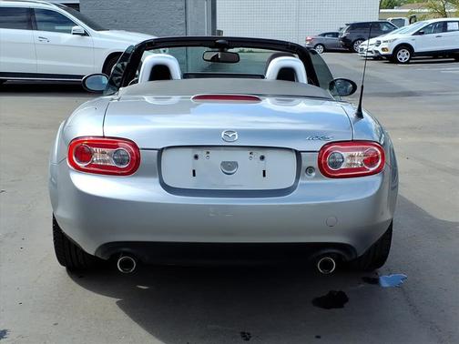 2010 Mazda MX-5 Miata Touring