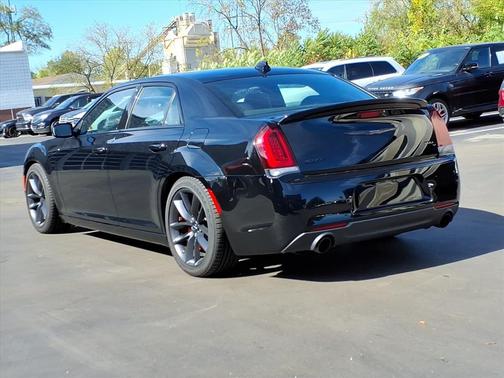 2023 Chrysler 300 C