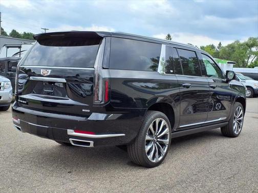 2025 Cadillac Escalade ESV Premium Luxury