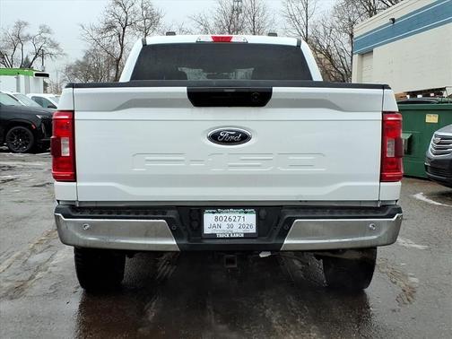 Oxford White 2022 Ford F-150 XLT