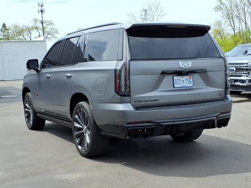 Magnus Metal Frost 2026 Cadillac Escalade V-Series