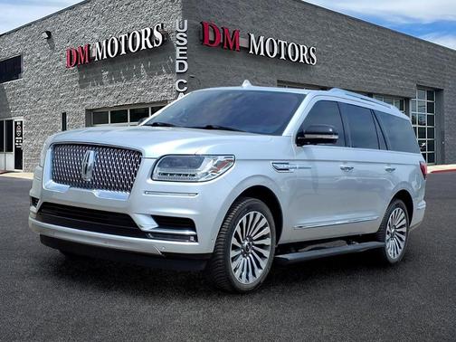 Ingot Silver 2018 Lincoln Navigator Reserve
