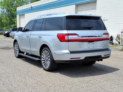 Ingot Silver 2018 Lincoln Navigator Reserve