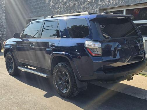 Nautical Blue Metallic 2020 Toyota 4Runner SR5 Premium