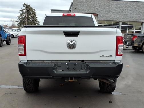 2020 RAM 2500 Tradesman Crew Cab 4X4 6'4' Box