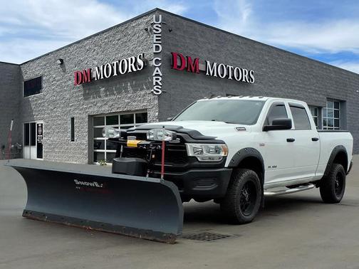 2020 RAM 2500 Tradesman Crew Cab 4X4 6'4' Box