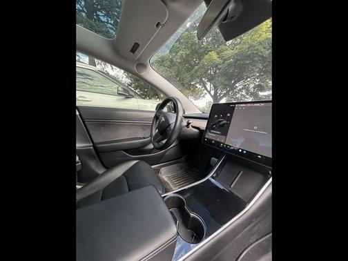 2018 Tesla Model 3 Performance