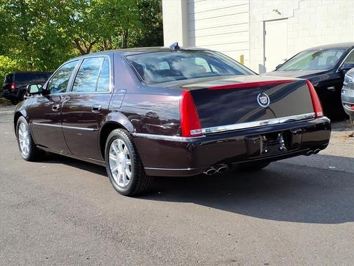 2009 Cadillac DTS 1SB