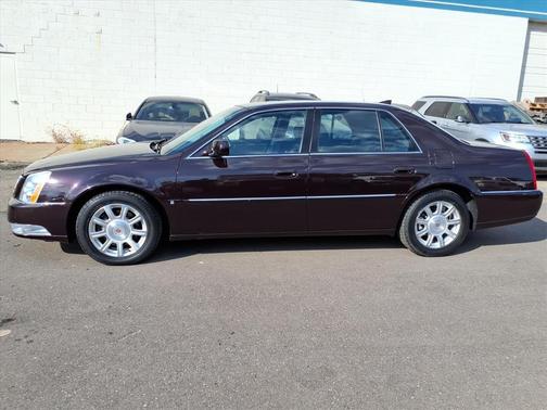 2009 Cadillac DTS 1SB
