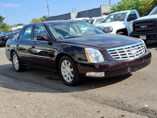 2009 Cadillac DTS 1SB