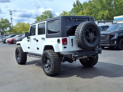 2013 Jeep Wrangler Unlimited Sahara