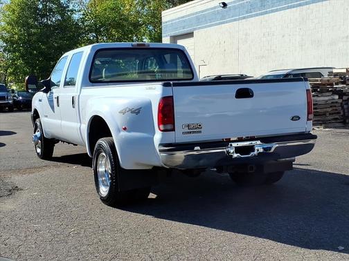2004 Ford F-350 DRW