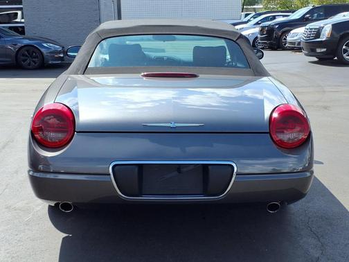 2003 Ford Thunderbird Base