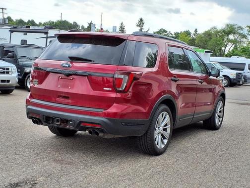 2019 Ford Explorer Sport
