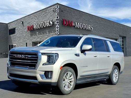 2022 GMC Yukon XL SLT