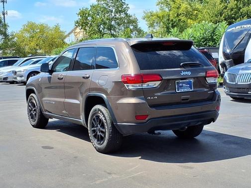 2020 Jeep Grand Cherokee Laredo