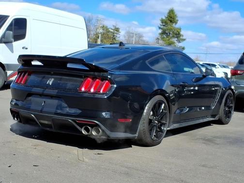 Shadow Black 2020 Ford Shelby GT350 Base