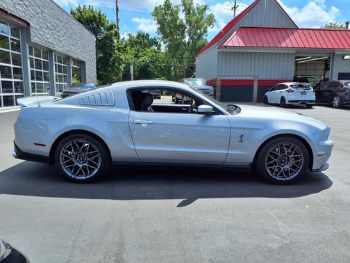 2012 Ford Shelby GT500 Base