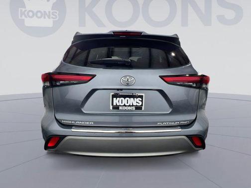 2021 Toyota Highlander Platinum