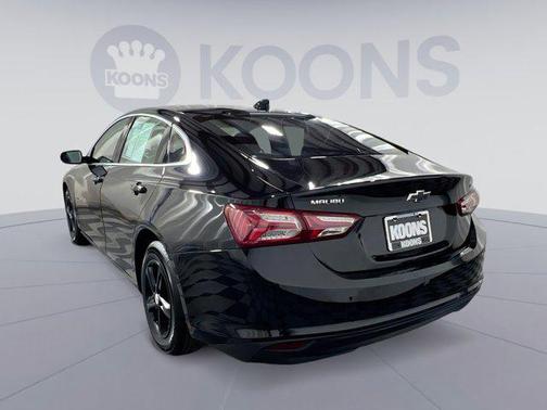 2022 Chevrolet Malibu FWD LT