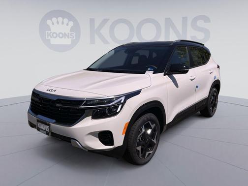 Clear White/Black Roof 2026 Kia Seltos S