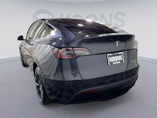 2024 Tesla Model Y Long Range Dual Motor All-Wheel Drive