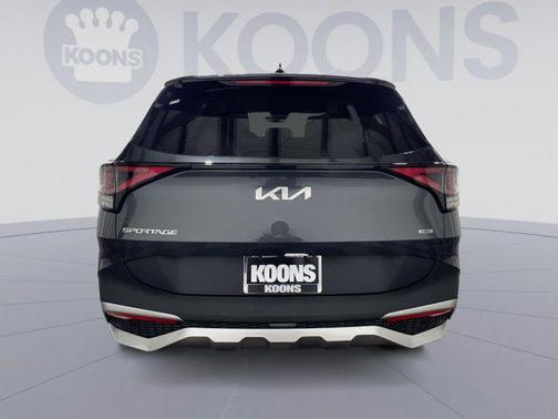 2024 Kia Sportage Hybrid LX